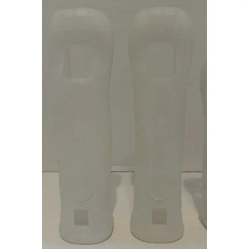 Nintendo WII OEM Case Cover Nintendo Wii Remote ControllerMotion Plus Lot of 4
